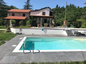 Casale del Pozzo-Villa with pool - Fosdinovo in the borgo of Pulica San Terenzo Monti